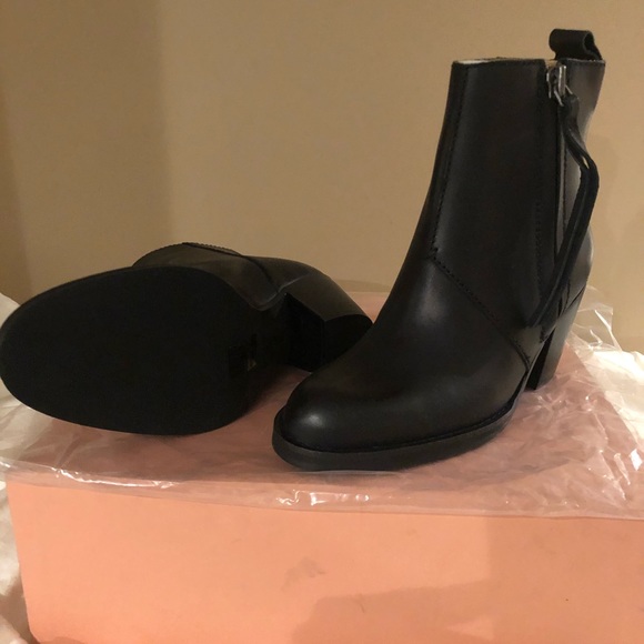 Acne pistol leather ankle boots - Picture 2 of 6